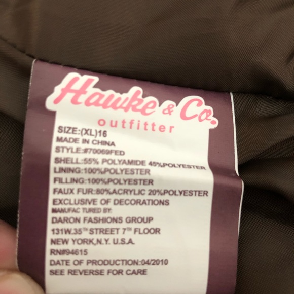 Hawks & Co. Outfitter Hooded Puffer Jacket - Picture 12 of 13